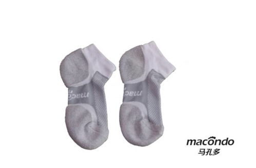 马拉松跑步袜选购指南：一双好袜子的重要性