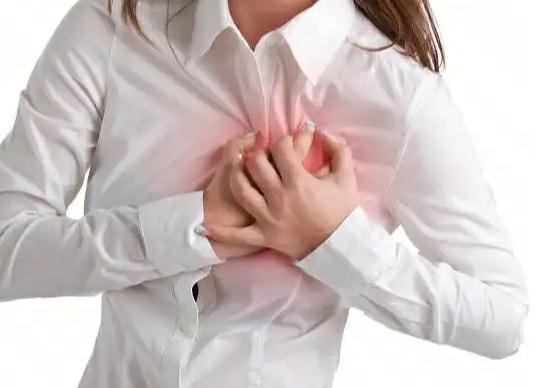 19岁女生宿舍猝死，前一晚还在与家人聊天，真相令人唏嘘