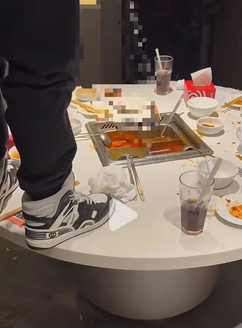 海底捞事件深度剖析：男子向火锅小便的背后真相