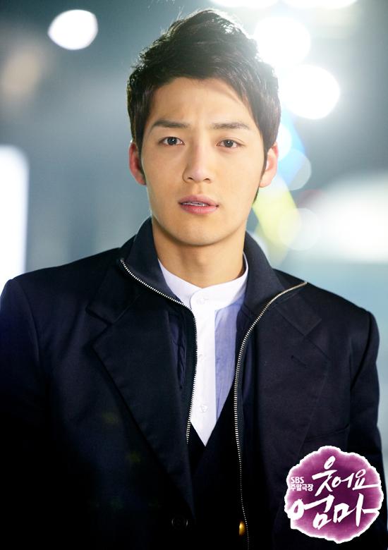 金秀贤超绝变脸事件：粉丝与舆论的双重风暴