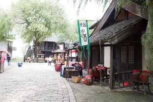 无锡影视基地的奇幻之旅：穿越历史与现代的光影世界