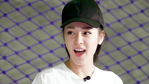 热巴邀你斗茶品回甘：新年从一杯浅烘咖啡开始