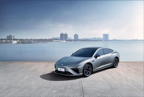 17万的哪吒增程车成了“老头乐”？背后的安全隐患与市场乱象