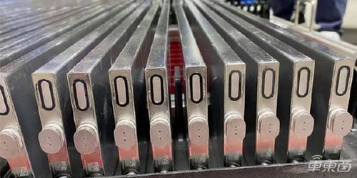 比亚迪二代刀片电池或将3月17日发布，技术革新引领新能源未来