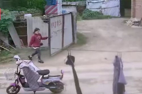 男子冻库被困事件：一场惊心动魄的救援行动