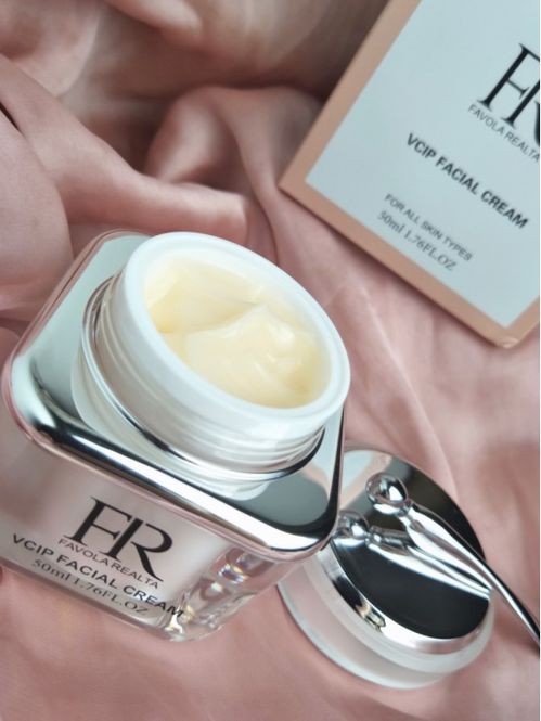 美妆博主推荐的“血肉面霜”到底值不值得买？