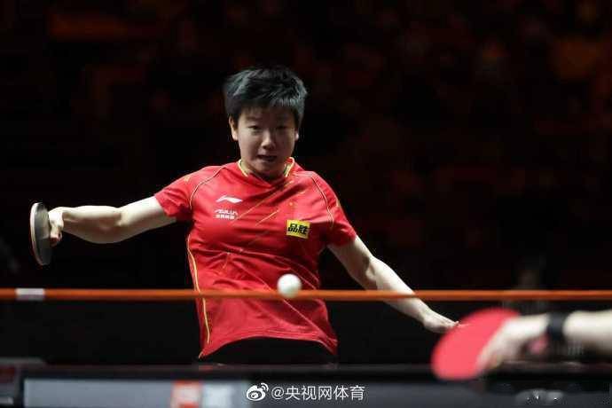孙颖莎逆转王艺迪，惊险晋级WTT重庆冠军赛决赛