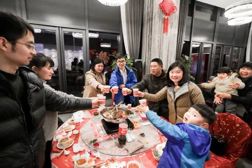 谢浩男一家团圆宴：24年的等待与重逢