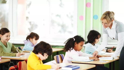 各自教育：简小知如何以书法为桥梁，开启孩子的未来之门