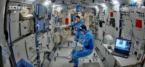 神舟十九号乘组：揭秘航天员在空间站的奇妙生活与科研任务