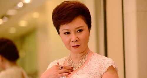 李小冉与蔡明的综艺矛盾：一场真实的人性较量