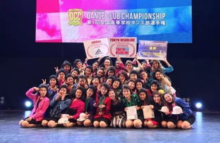 乡镇干部跳魔性舞蹈走红：从杨紫到基层书记的全民模仿秀