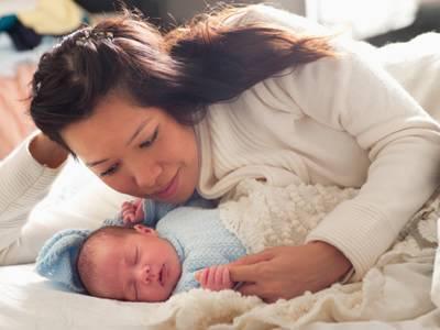 老公恐高女子坐月子坐一半紧急搬家：真实故事背后的感动