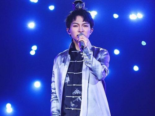 周深演唱会门票竟卖不动？背后真相令人深思