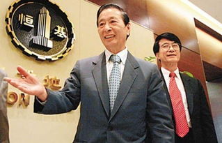 1分钟回顾李兆基生平：从商界传奇到家族荣耀