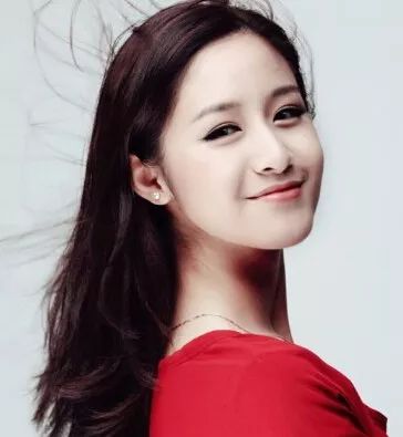 梁田辞职后地铁遭遇：从湖南卫视到公众视野的半熟人生