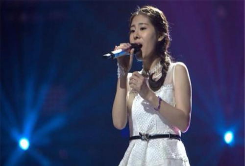 张碧晨方否认“偷生孩子逼上位”：真相与成长的故事