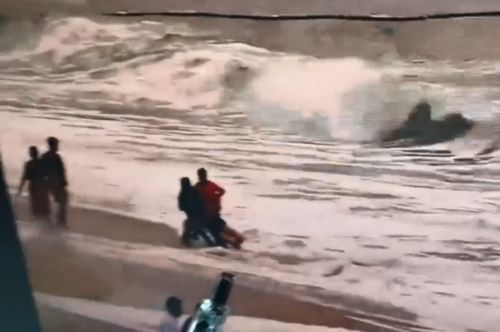 忆少年——被海浪卷跑后惊险自救