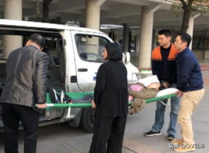 保安大叔公主抱狂奔救回昏厥女孩：温暖瞬间感动全网
