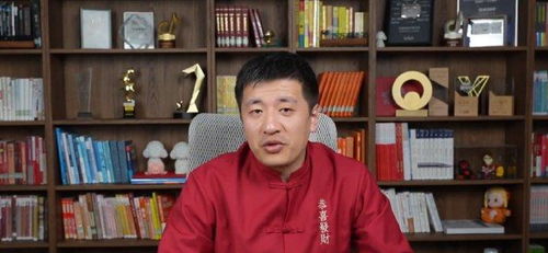 张雪峰公司每月放1次3天小长假，背后的故事竟是这样！