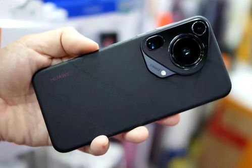 华为Pura X真机上手体验：阔折叠屏与HarmonyOS 5的完美结合