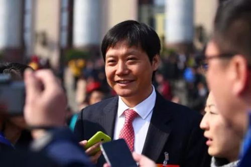 雷军的“防弹涂层”实验：从6楼扔下涂了涂层的西瓜，背后的技术有多牛？