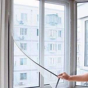 《非忍·黑色纱窗》：那细密的网，拦住飞虫的莽撞，却拦不住月光