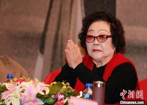 京剧大师赵燕侠逝世：阿庆嫂的传奇人生落幕