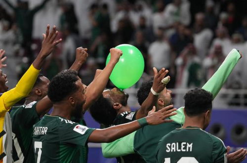 沙特进球被吹：一场充满争议的世预赛