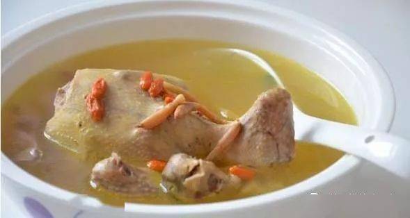 个人去医院卖鸽子汤真的可行吗？法律风险与餐饮证书解析