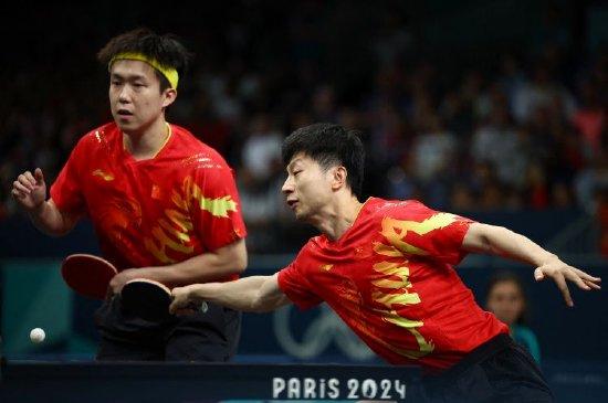 王楚钦与马龙的巅峰对决：全运会资格赛11比1的辉煌时刻