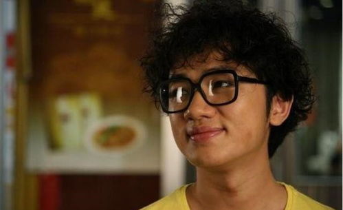 王祖蓝与彭于晏谁更帅？AI DeepSeek给出惊人答案