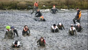 金色泥潭：一个自媒体人的成长与责任