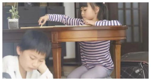 10岁的小侄女即将成为我的小简友