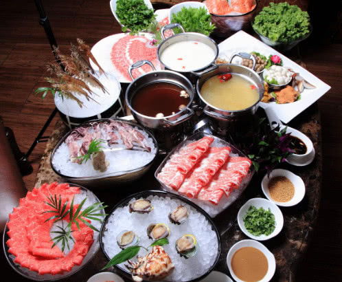 女子在埃及被误会吃霸王餐硬气反击：一场跨文化的碰撞与沟通