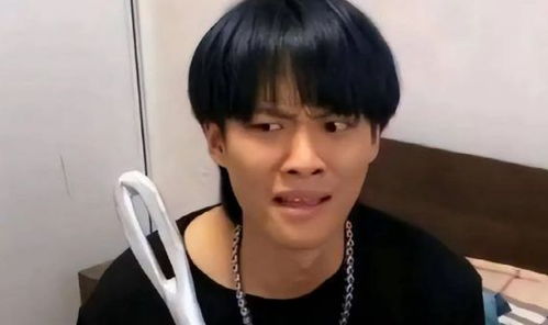 小杨哥半年掉粉超1200万：背后的故事与反思