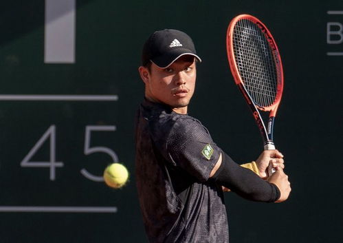 吴艳妮泪洒赛场！一天两次刷新纪录，打破尘封11年的全国记录