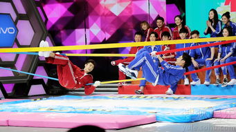 女子半马现场上演最后1秒反超冲线，她用实力诠释坚持的力量