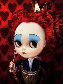 向佐爆改红桃皇后造型，是艺术还是商业？