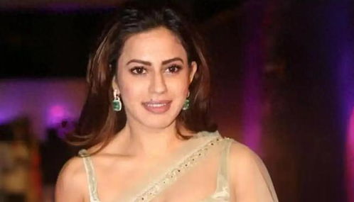 震惊！印度女星藏15公斤黄金走私背后的故事