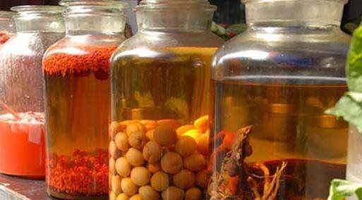 泡酒选错香型，小心养生变伤身！这款专用酒让你泡出健康好滋味