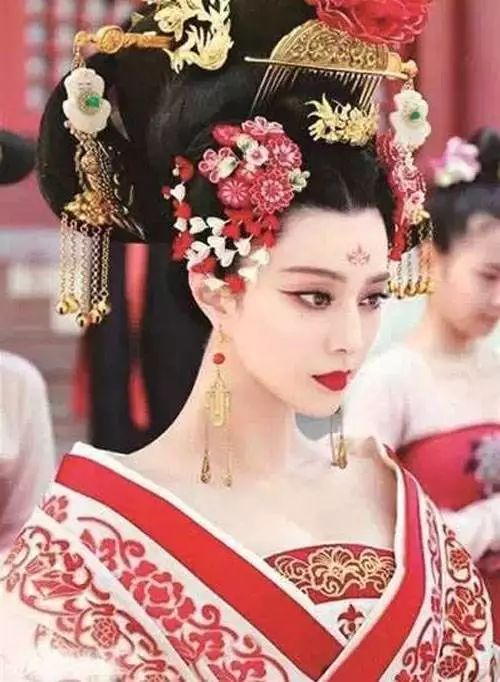 内娱四大古装神女，谁才是你心中的白月光？