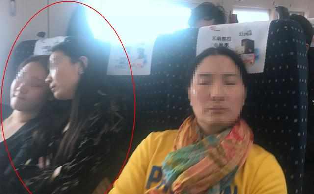 高铁上的文明之问：女生提醒男子不要脱鞋反被打，谁的错？