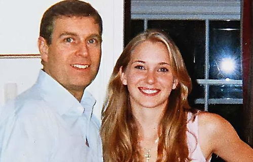 拉错群？美国政府曝罕见丑闻：众高官拉群热聊袭击也门 错拉外人围观