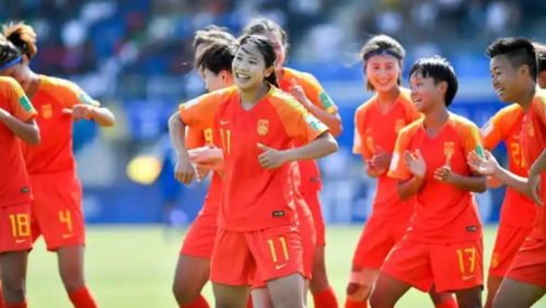 国足vs澳大利亚现场观众人数打破纪录，球迷热情空前高涨