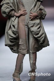 中国国际时装周：一场时尚与文化的盛宴