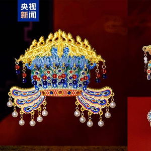 国博凤冠冰箱贴：从故宫瑰宝到文创爆款的秘密