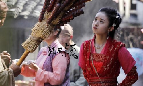 赵丽颖模仿孙悟空海边奔跑：一场别样的发布会