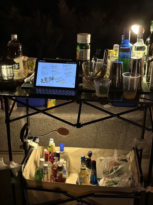 告别朝九晚五：年轻人为何选择摆摊卖酒作为新出路