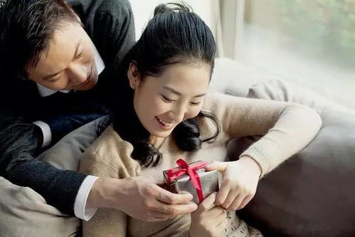 夫妻拌嘴丈夫被“扔”高速，他用这种方式挽回婚姻！